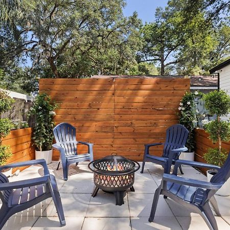 Treehouse Is A Quaint 2 Bedroom In An Up-And-Coming Part Of Town, Pet Friendly With Fenced Yard And Lounge Area That Is Close To Downtown Tampa Exterior foto