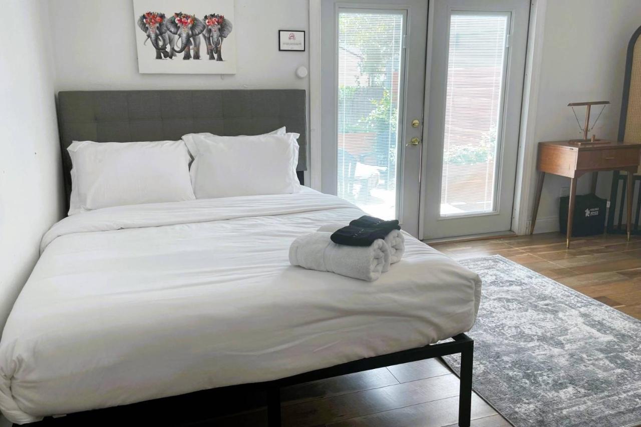 Treehouse Is A Quaint 2 Bedroom In An Up-And-Coming Part Of Town, Pet Friendly With Fenced Yard And Lounge Area That Is Close To Downtown Tampa Exterior foto