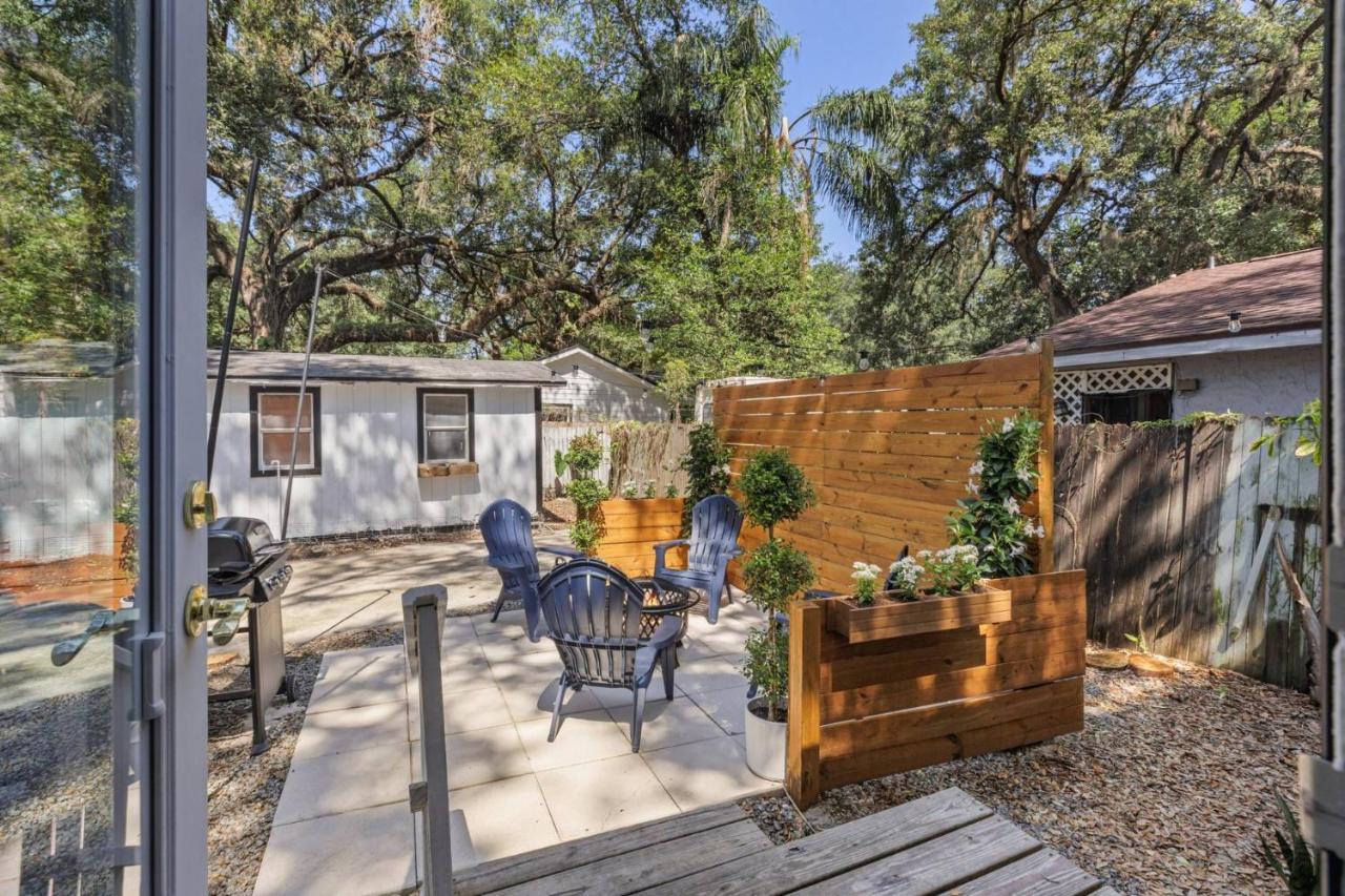 Treehouse Is A Quaint 2 Bedroom In An Up-And-Coming Part Of Town, Pet Friendly With Fenced Yard And Lounge Area That Is Close To Downtown Tampa Exterior foto