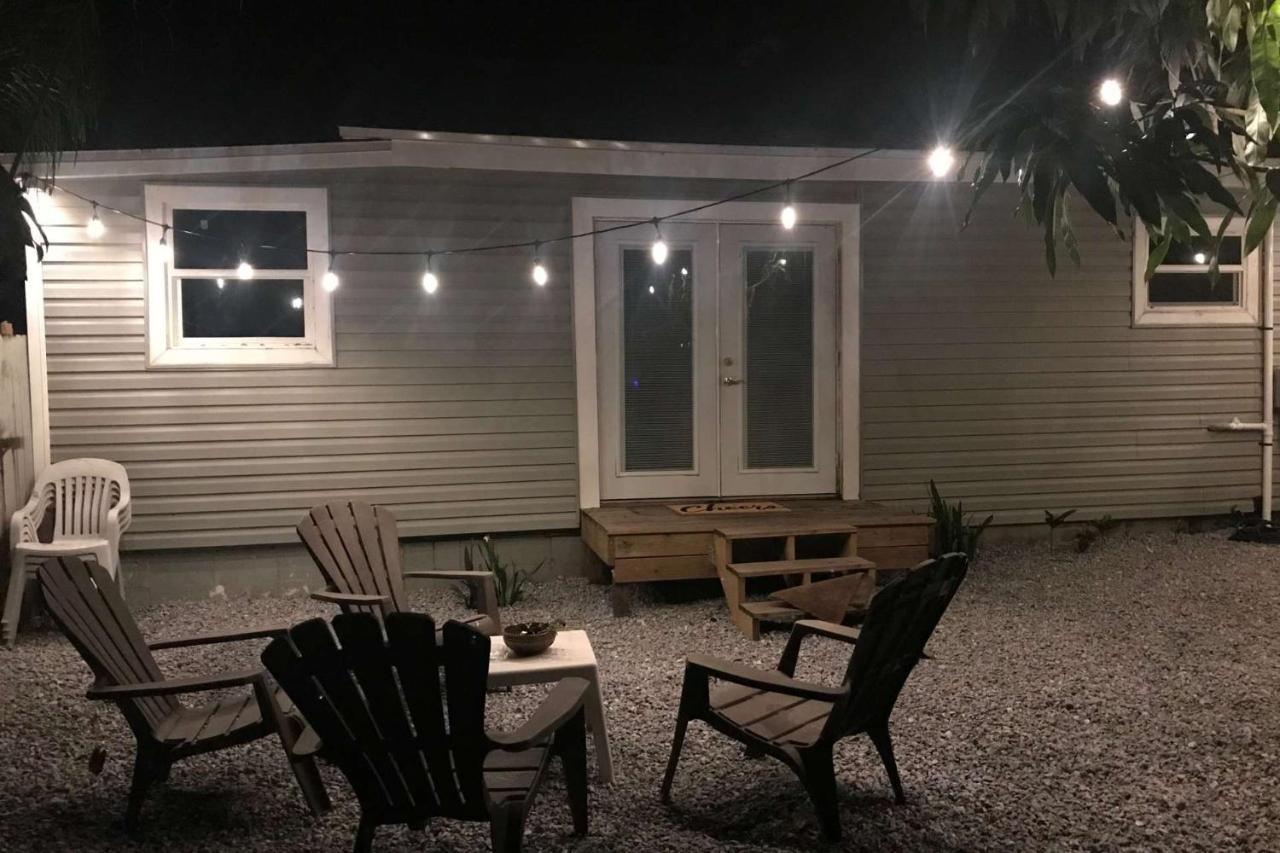 Treehouse Is A Quaint 2 Bedroom In An Up-And-Coming Part Of Town, Pet Friendly With Fenced Yard And Lounge Area That Is Close To Downtown Tampa Exterior foto